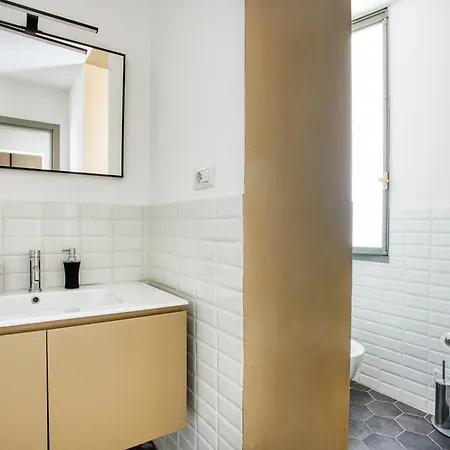 Clausim Domus: New Brightful Flat Next To The Vatican * Rome