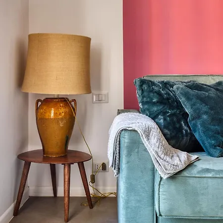 Clausim Domus: New Brightful Flat Next To The Vatican * Rome