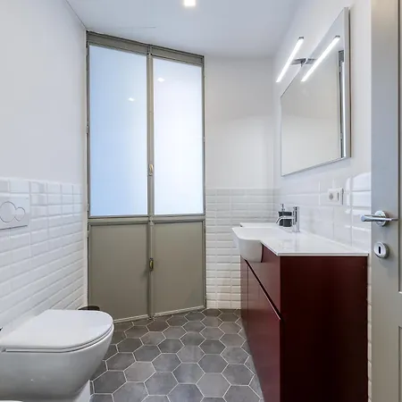 Clausim Domus: New Brightful Flat Next To The Vatican Appartement *
