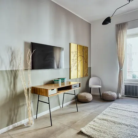 Clausim Domus: New Brightful Flat Next To The Vatican * Rome