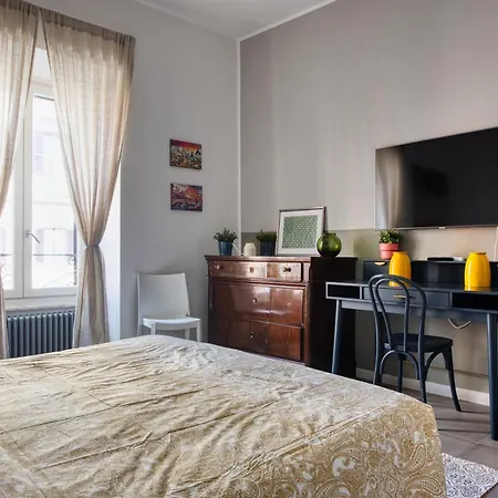 Clausim Domus: New Brightful Flat Next To The Vatican * Rome