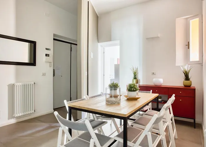 Clausim Domus: New Brightful Flat Next To The Vatican Rom